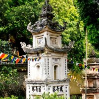 Perfume Pagoda and Huong Tich cave Tour